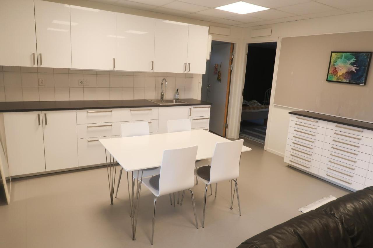 Skra Hostel - Bed & Business Alnon Екстер'єр фото